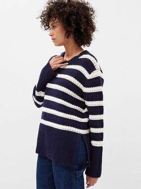 GAP Relaxed Split-Hem Tunic Sweater — Striped Navy & White — Medium